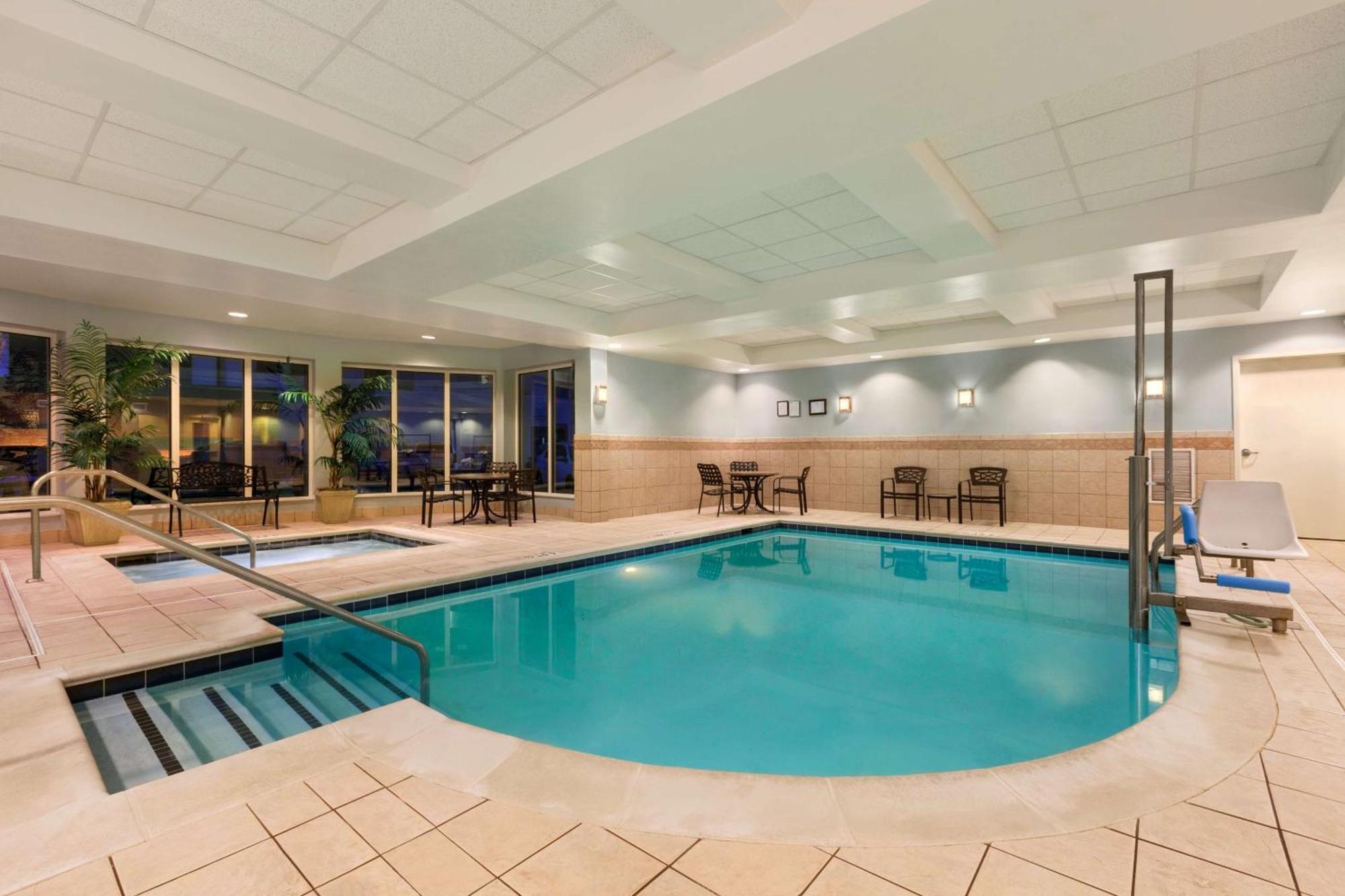 Hilton Garden Dulles North Hotel 3*
