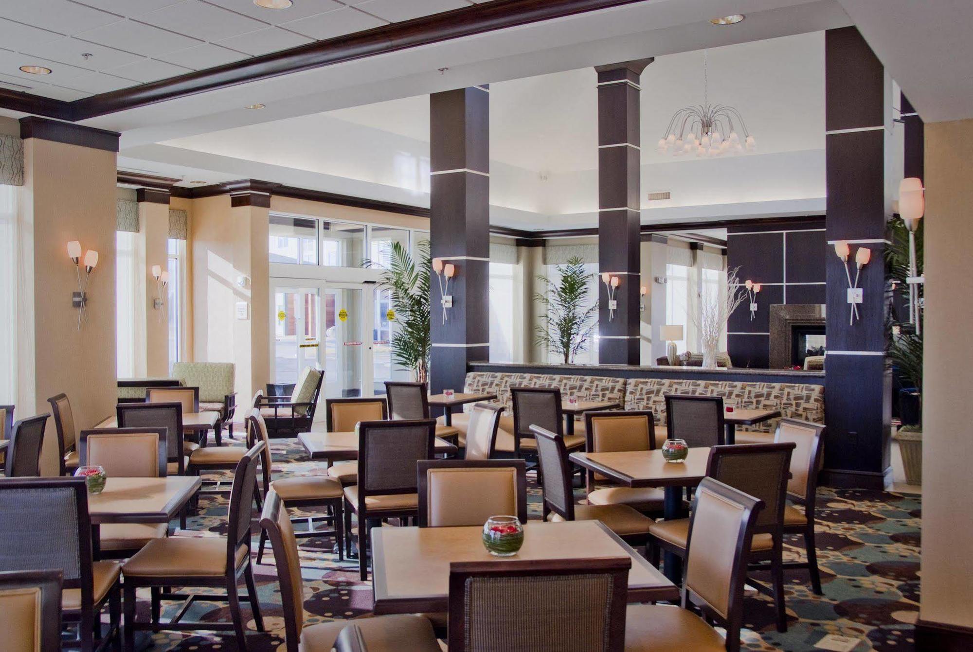 Hilton Garden Dulles North 3*