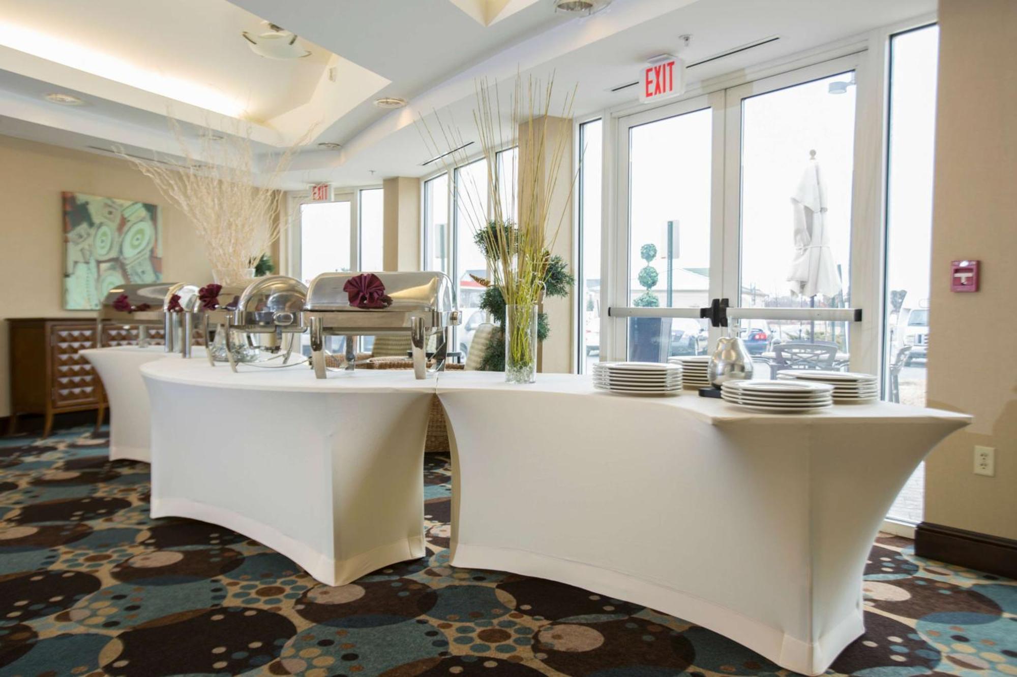 Hilton Garden Dulles North Hotel 3*